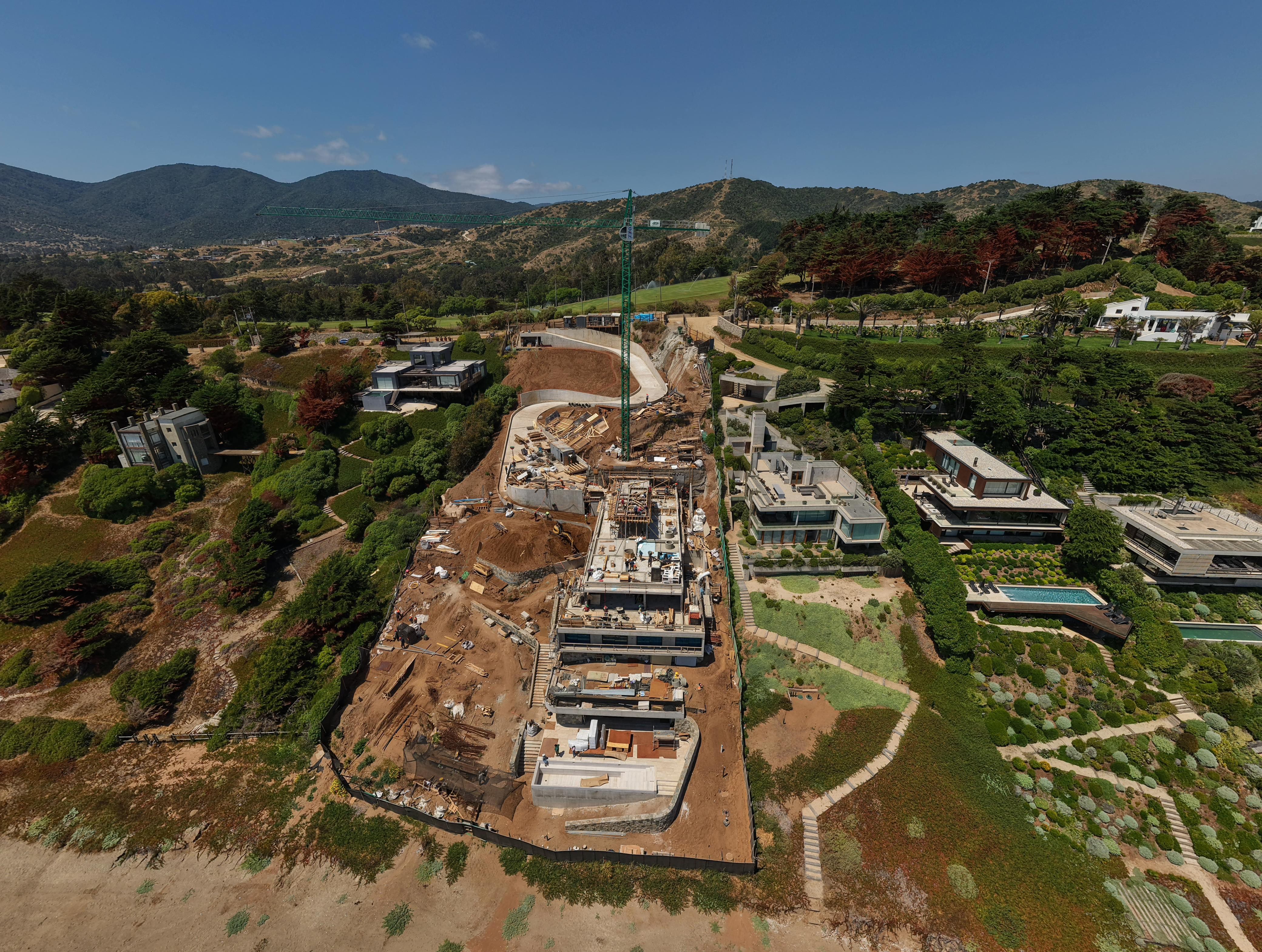 Vista aérea de obra con dron, Zapallar